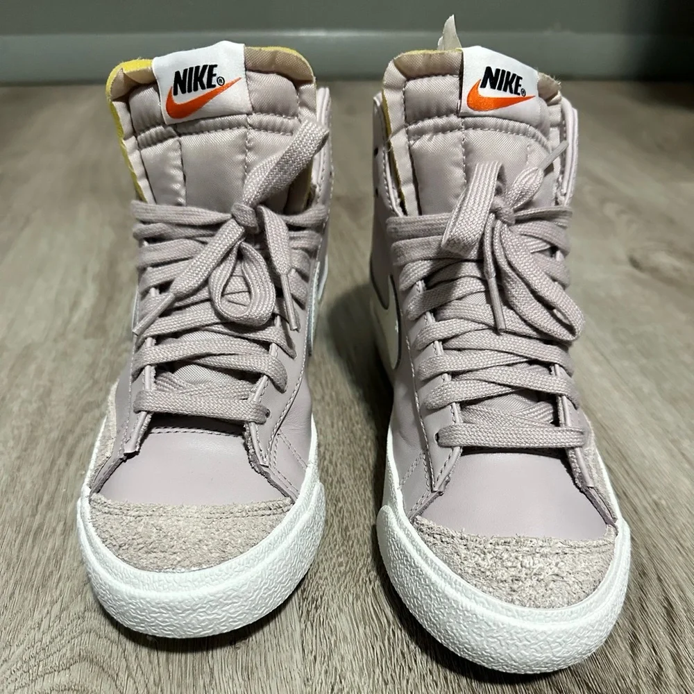 Nike Blazer Mid '77 leather limited edition in Mauve - Picture 3 of 7